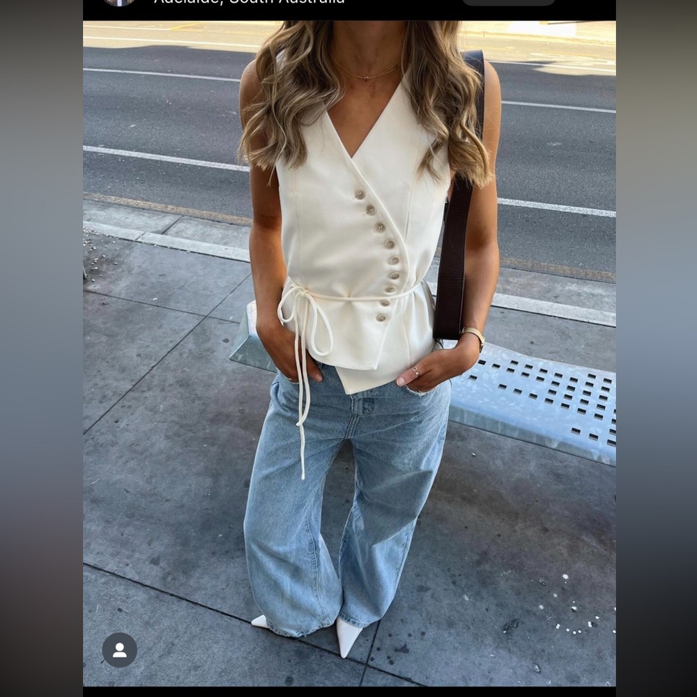 Dissh Celine Cream Asymetrical Top